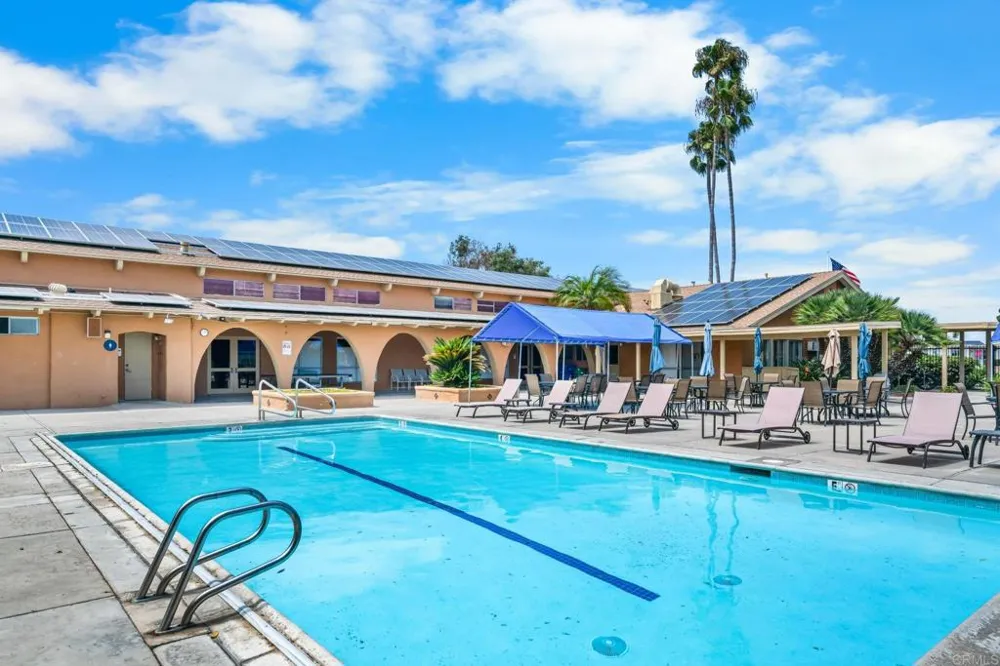 3747 Vista Campana S #45 Oceanside, CA 92057