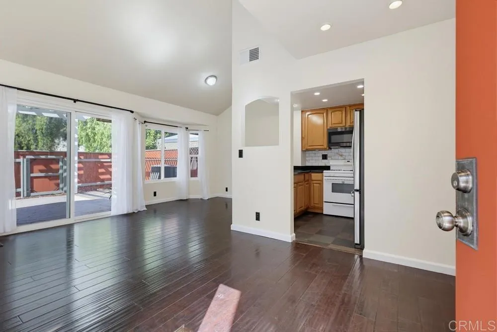 1881 MANZANA WAY San Diego, CA 92139