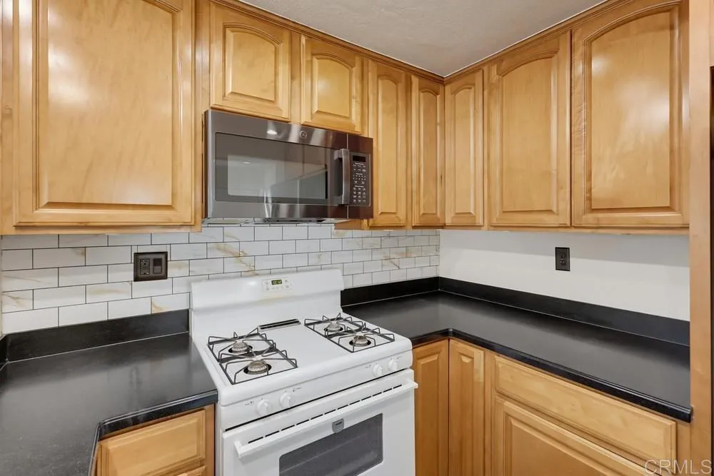 1881 MANZANA WAY San Diego, CA 92139
