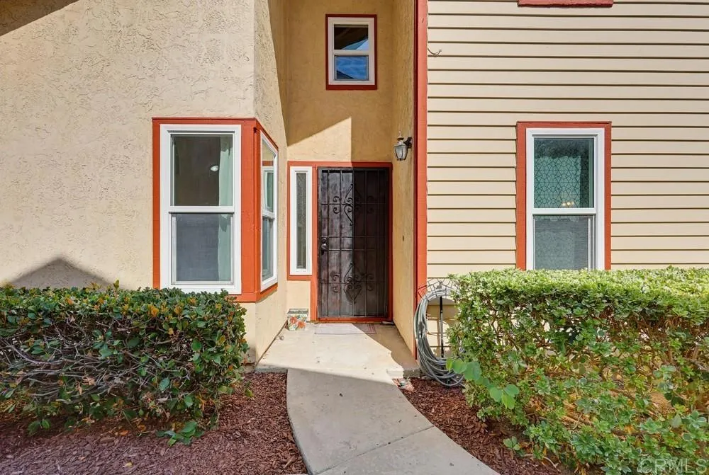 1881 MANZANA WAY San Diego, CA 92139