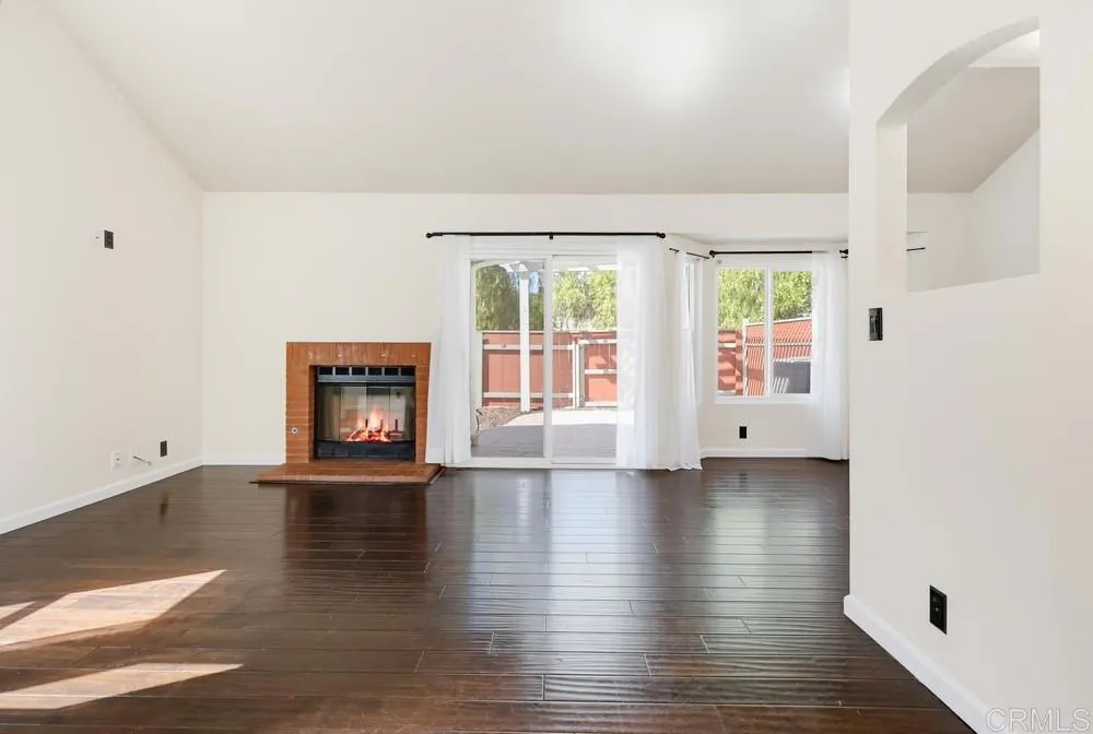 1881 MANZANA WAY San Diego, CA 92139