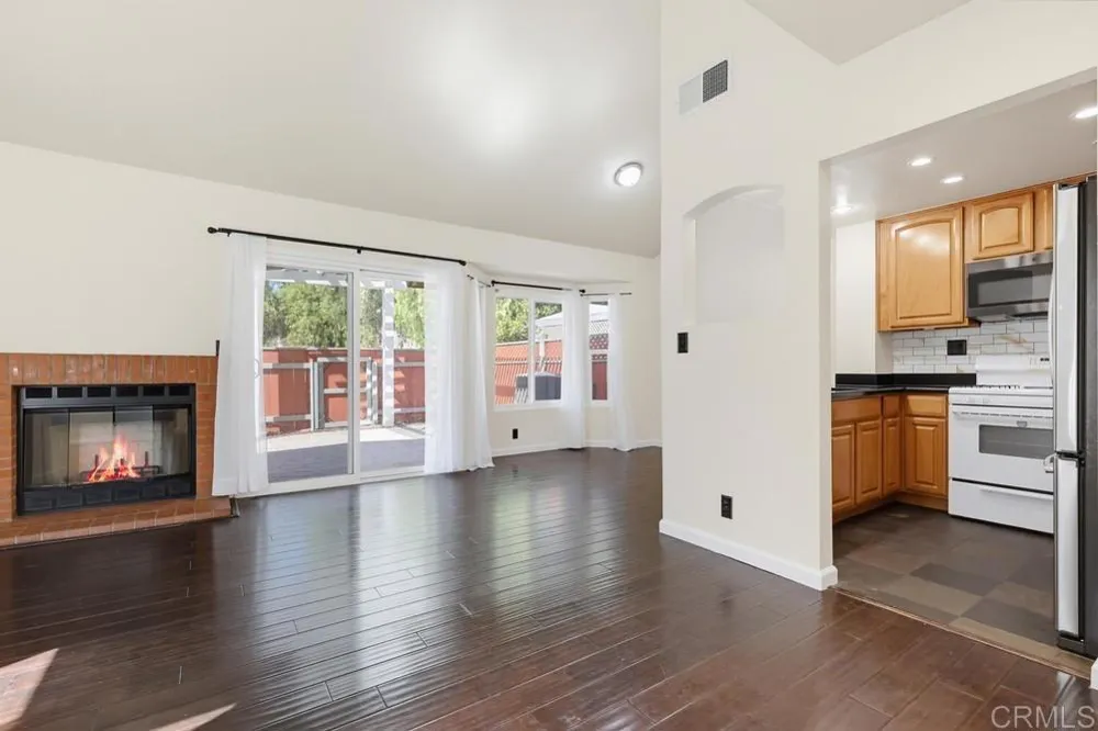 1881 MANZANA WAY San Diego, CA 92139