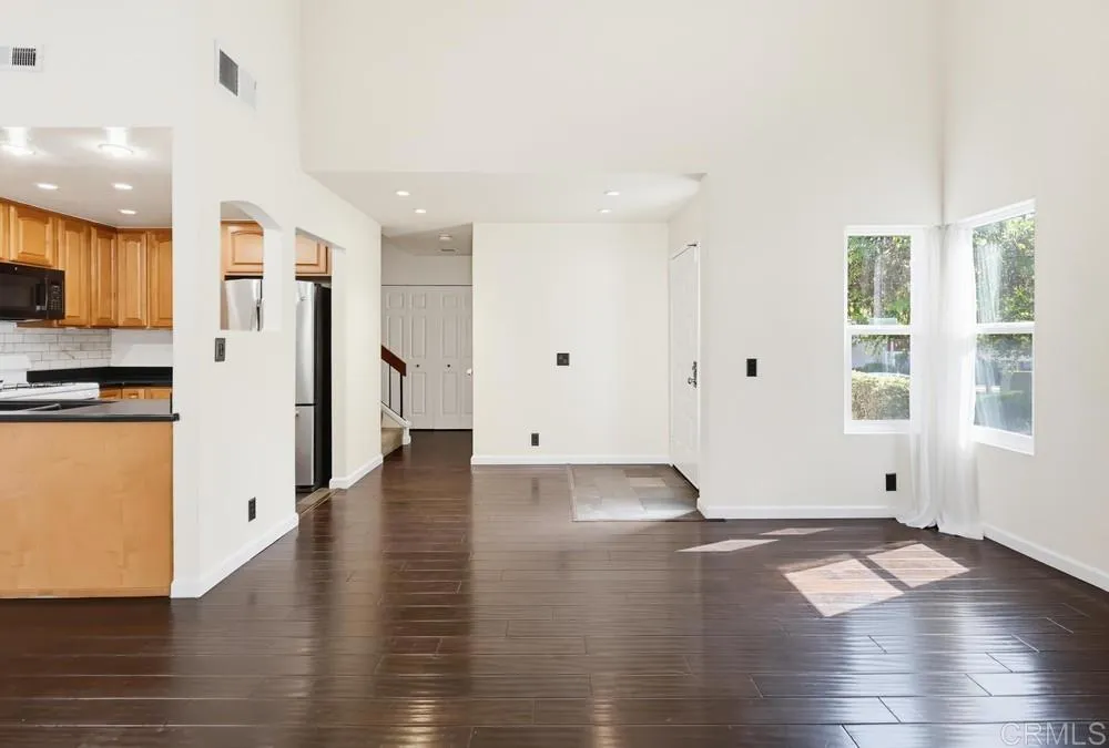 1881 MANZANA WAY San Diego, CA 92139
