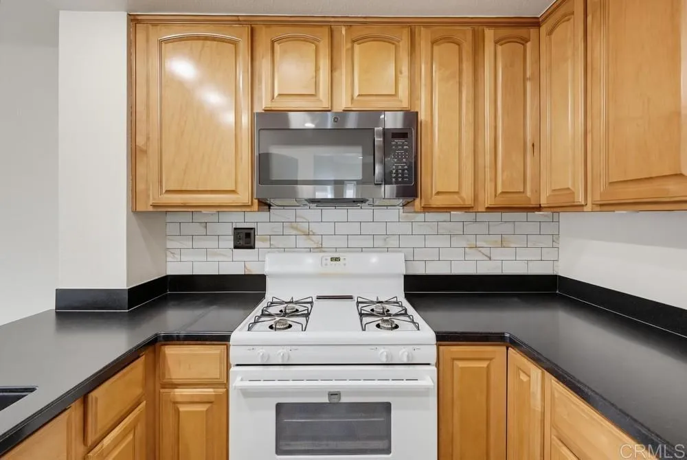 1881 MANZANA WAY San Diego, CA 92139