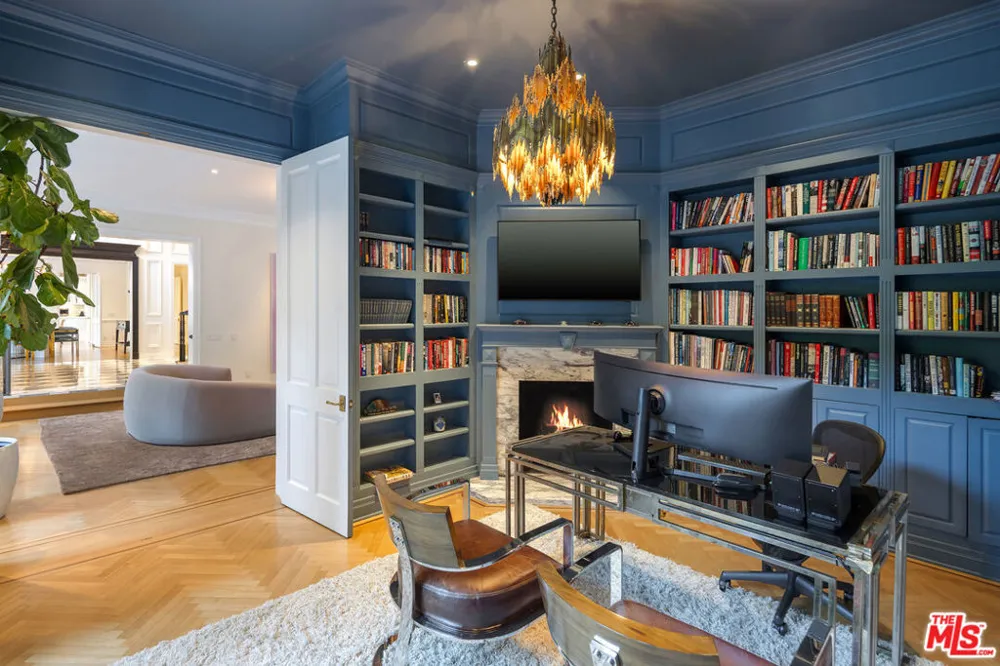 9135 Hazen Drive Beverly Hills, CA 90210