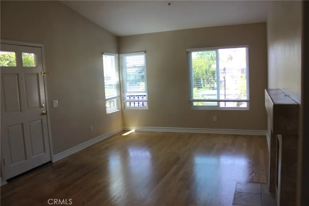 221 California Court Mission Viejo, CA 92692