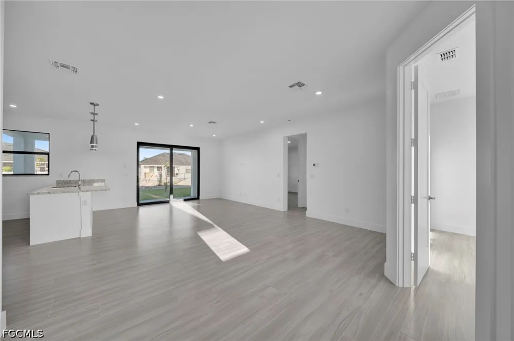 NW 24th Avenue Cape Coral, FL 33993