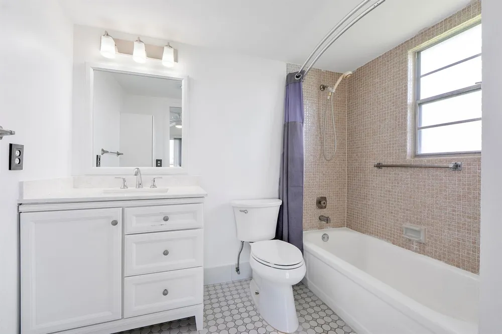 4072 Guildford D Boca Raton, FL 33434