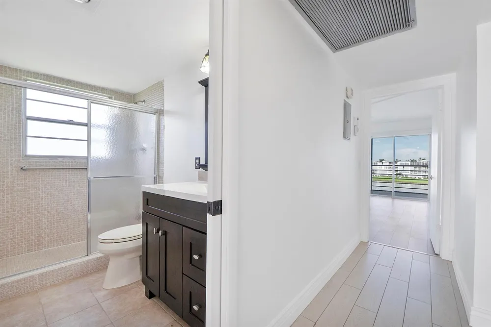 4072 Guildford D Boca Raton, FL 33434