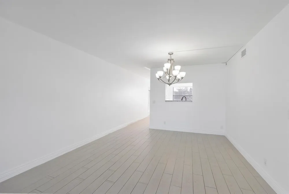 4072 Guildford D Boca Raton, FL 33434