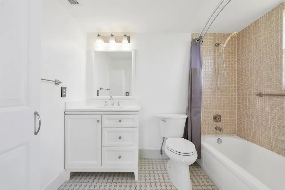 4072 Guildford D Boca Raton, FL 33434