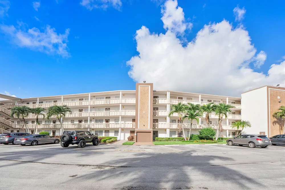 4072 Guildford D Boca Raton, FL 33434