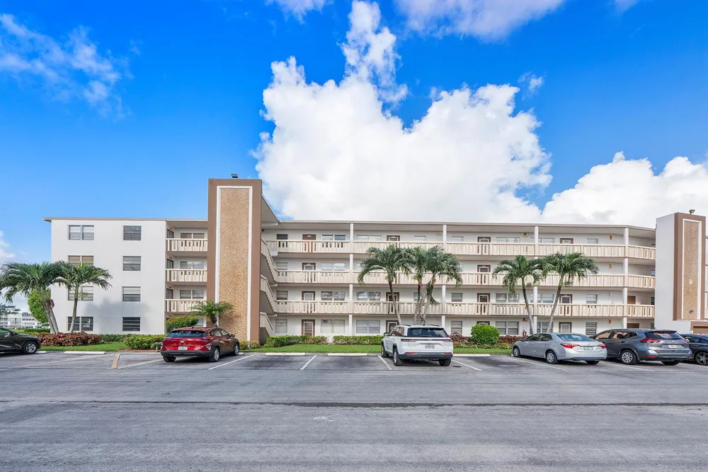 4072 Guildford D Boca Raton, FL 33434