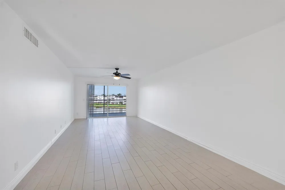 4072 Guildford D Boca Raton, FL 33434