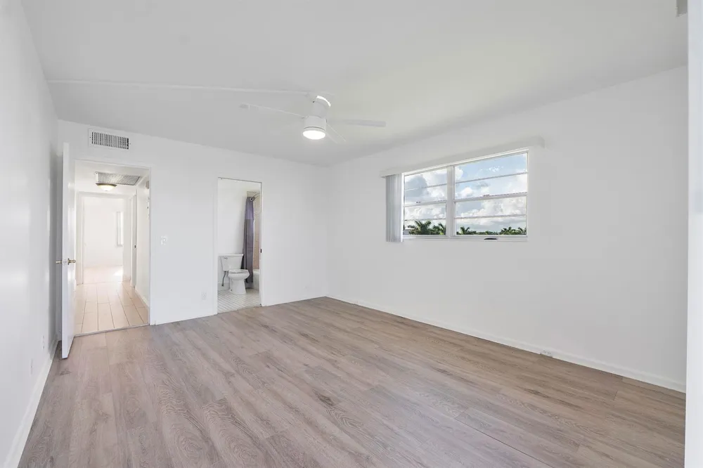 4072 Guildford D Boca Raton, FL 33434