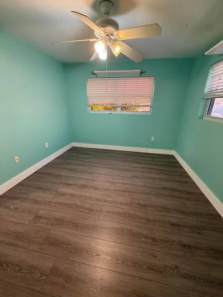 4400 APPLECREST DRIVE Palm Beach Gardens, FL 33410