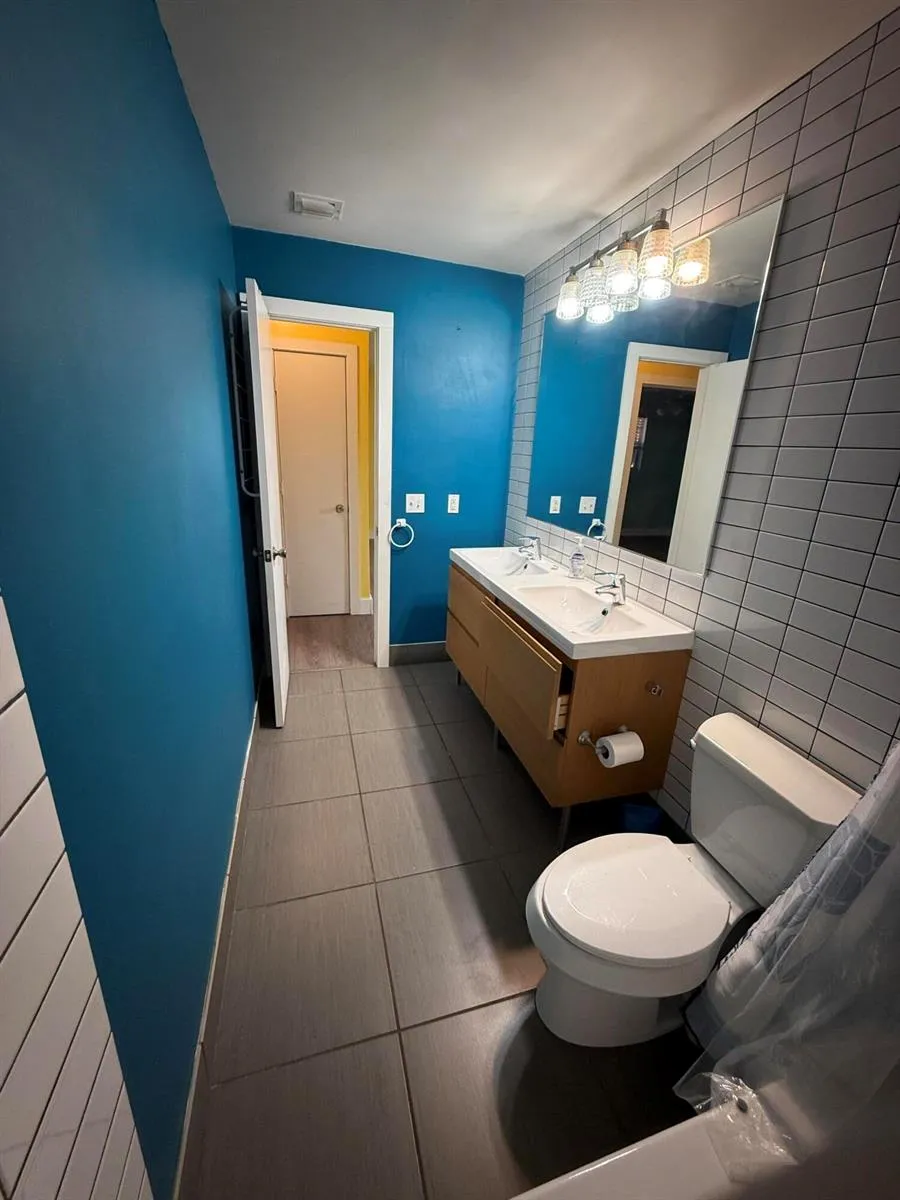 4400 APPLECREST DRIVE Palm Beach Gardens, FL 33410