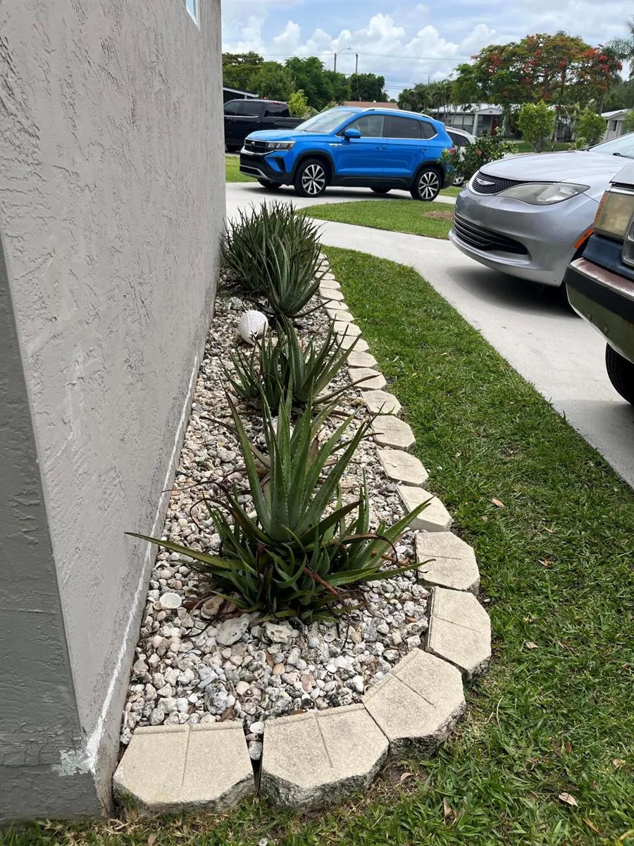 4400 APPLECREST DRIVE Palm Beach Gardens, FL 33410