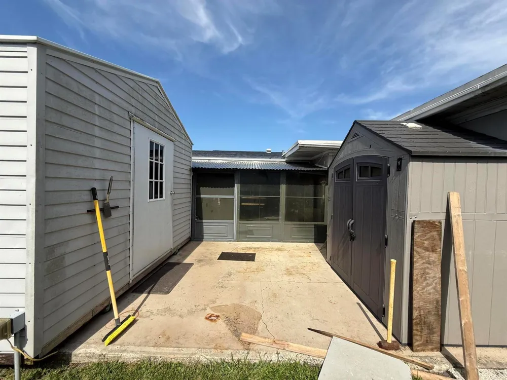 4400 APPLECREST DRIVE Palm Beach Gardens, FL 33410