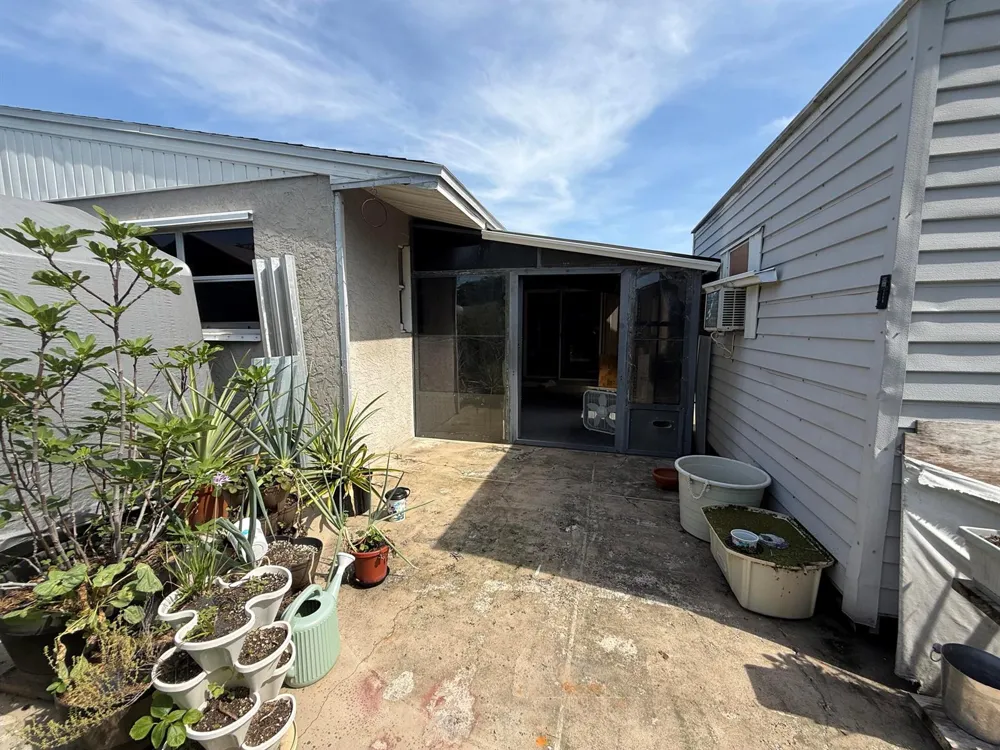 4400 APPLECREST DRIVE Palm Beach Gardens, FL 33410