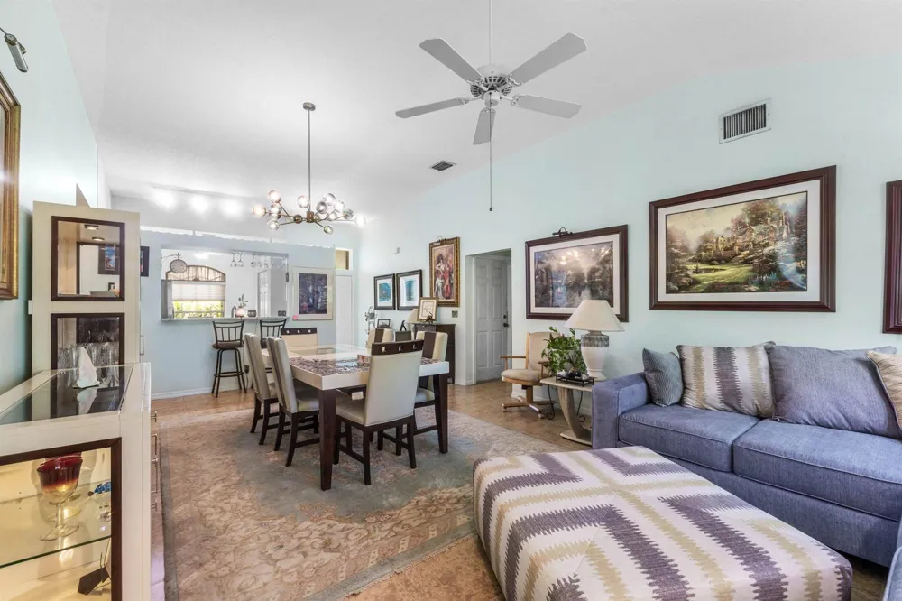 3007 Casa Rio Court Palm Beach Gardens, FL 33418