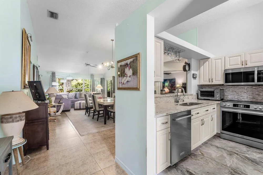 3007 Casa Rio Court Palm Beach Gardens, FL 33418