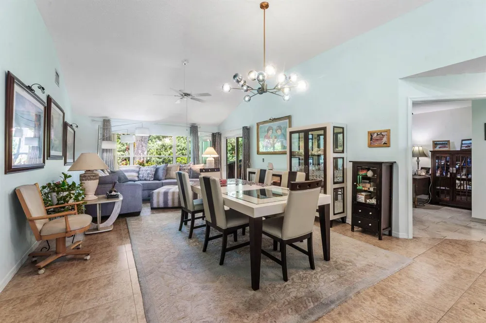 3007 Casa Rio Court Palm Beach Gardens, FL 33418