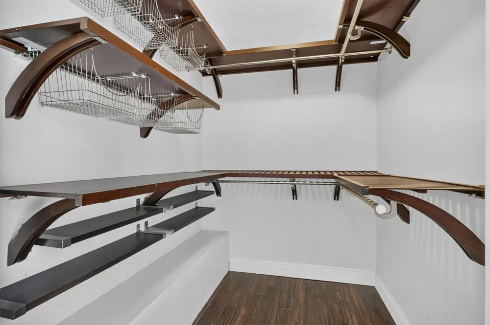 846 BLUE RIDGE CIRCLE West Palm Beach, FL 33409