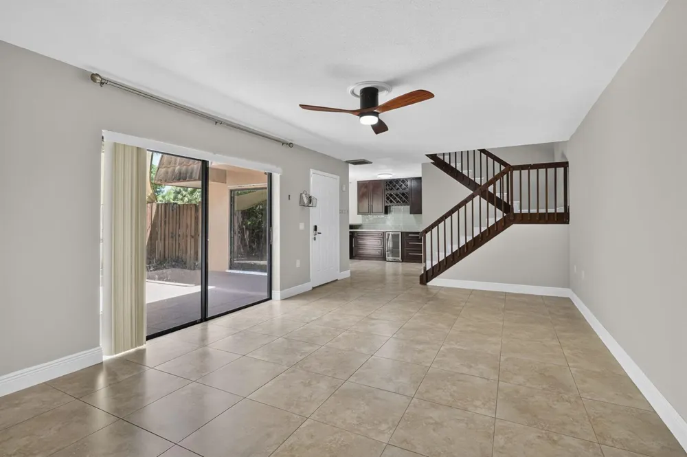 846 BLUE RIDGE CIRCLE West Palm Beach, FL 33409