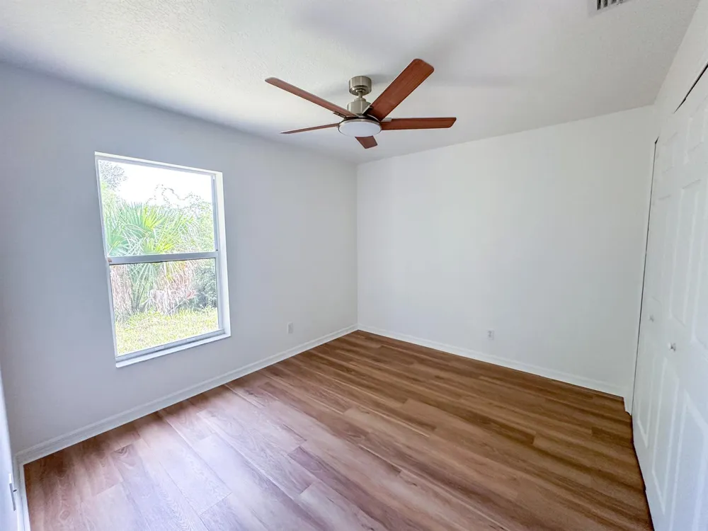 8455 102nd Court Vero Beach, FL 32967