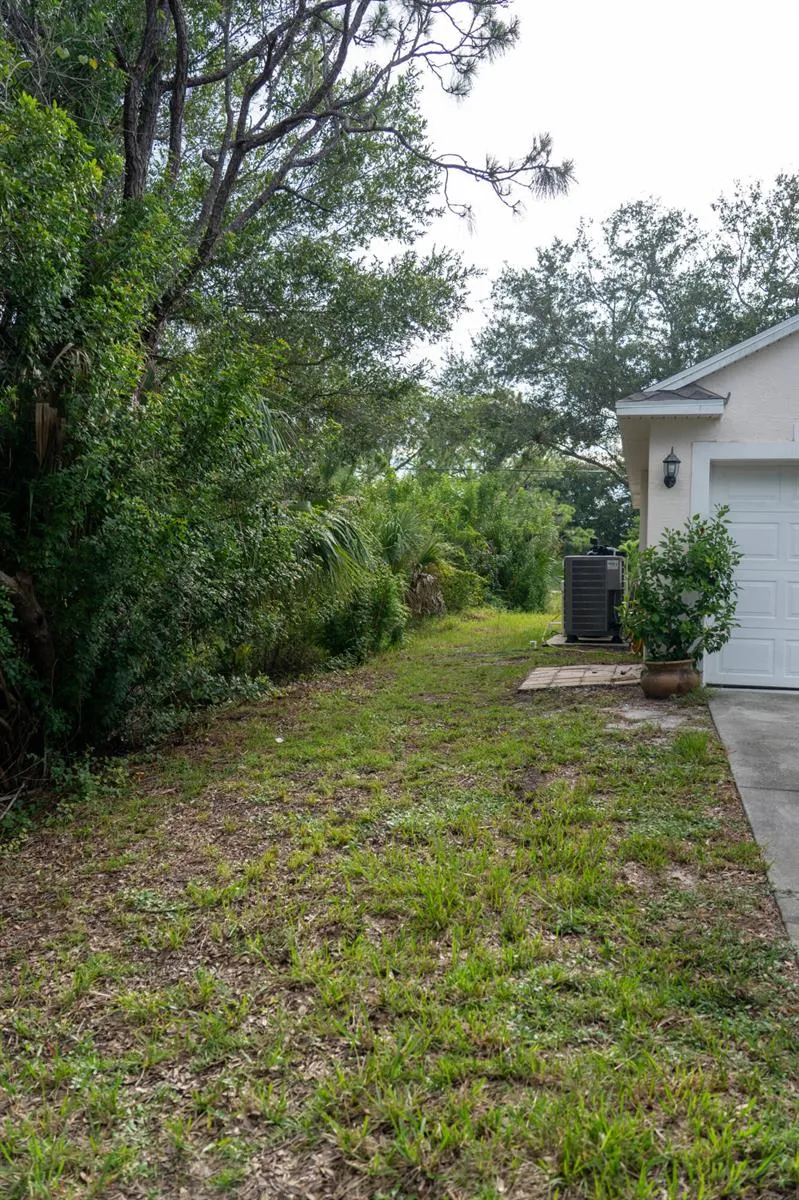 8455 102nd Court Vero Beach, FL 32967