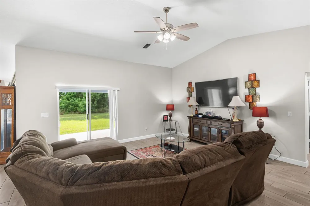 936 SW Harvard Road Port St. Lucie, FL 34953