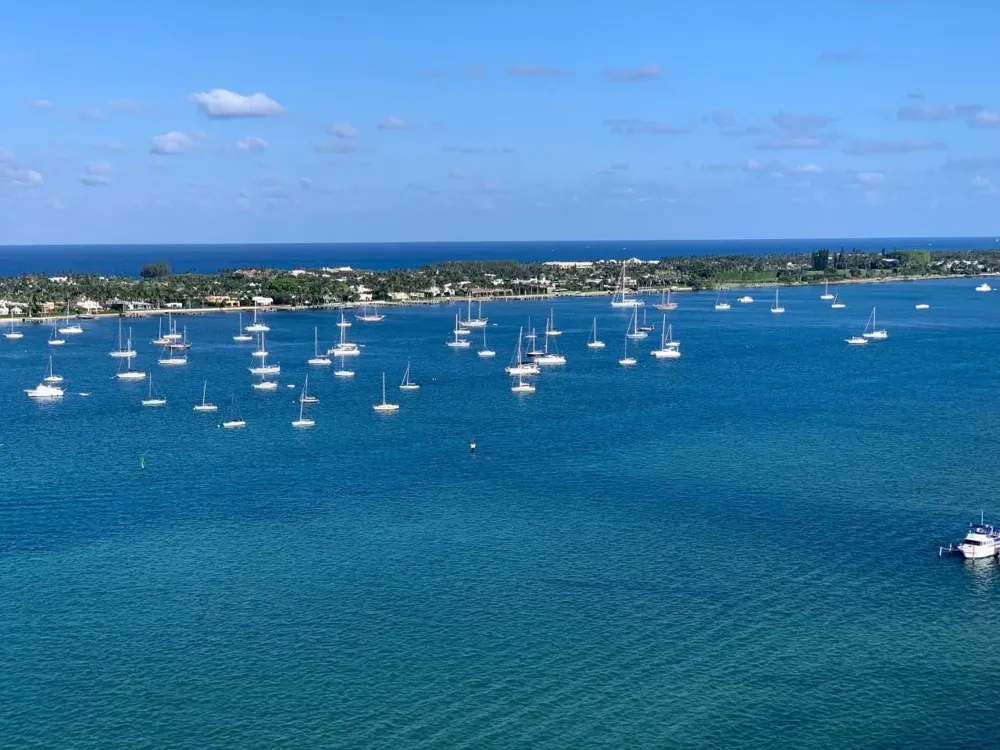 5200 Flagler Drive #2205 West Palm Beach, FL 33407