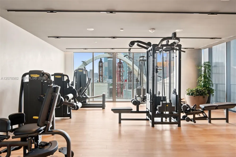 1400 Biscayne Blvd #505 Miami, FL 33132