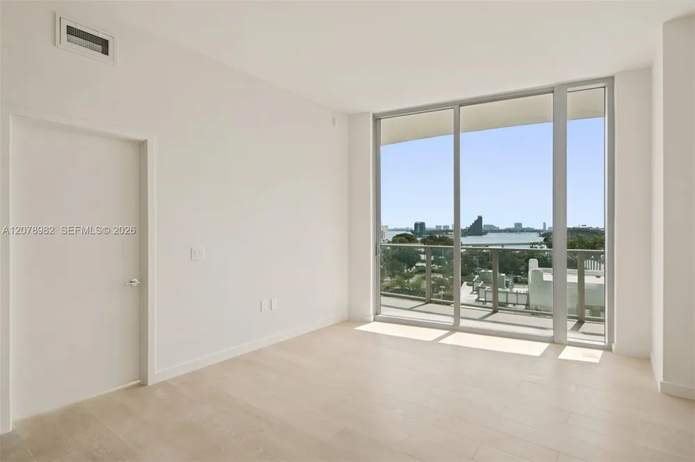 1400 Biscayne Blvd #505 Miami, FL 33132