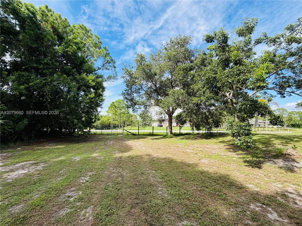 16298 90th St N Loxahatchee, FL 33470