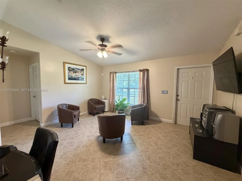 16298 90th St N Loxahatchee, FL 33470