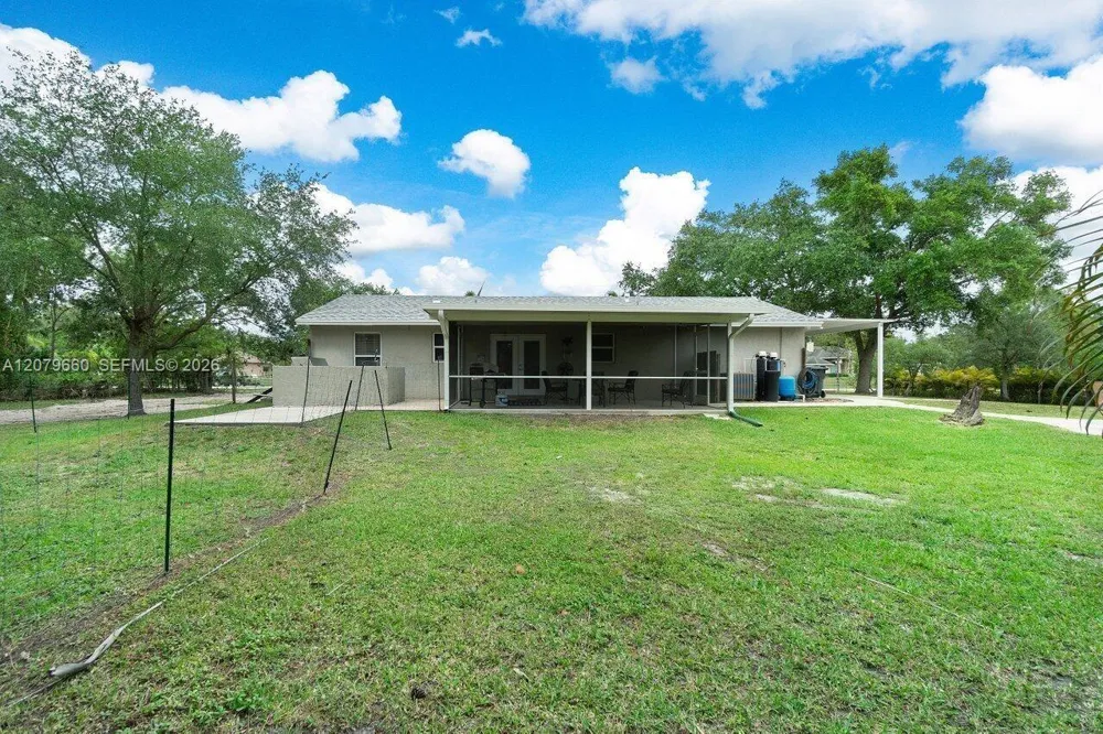 16298 90th St N Loxahatchee, FL 33470