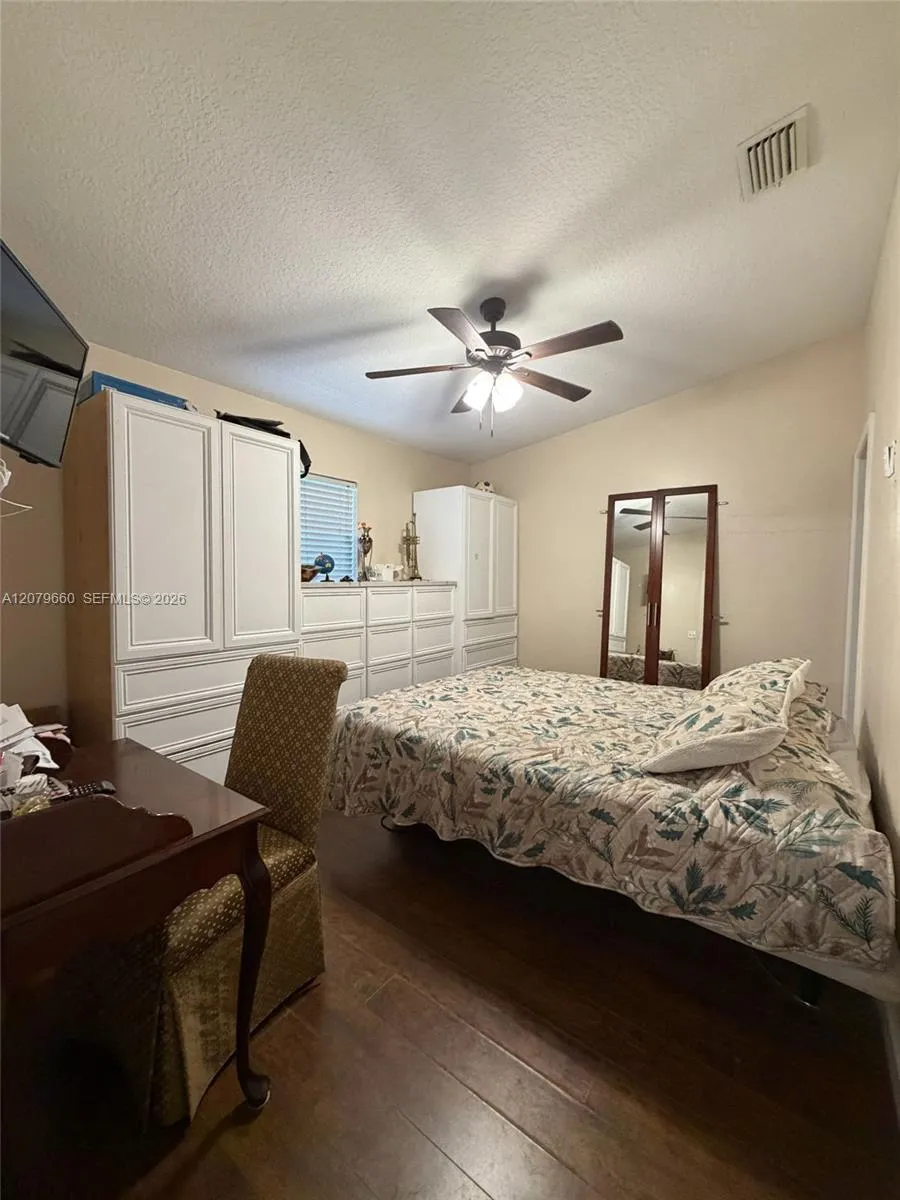 16298 90th St N Loxahatchee, FL 33470