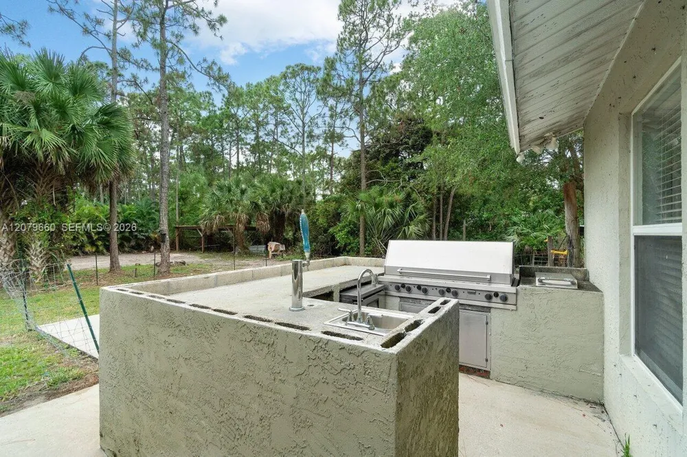 16298 90th St N Loxahatchee, FL 33470