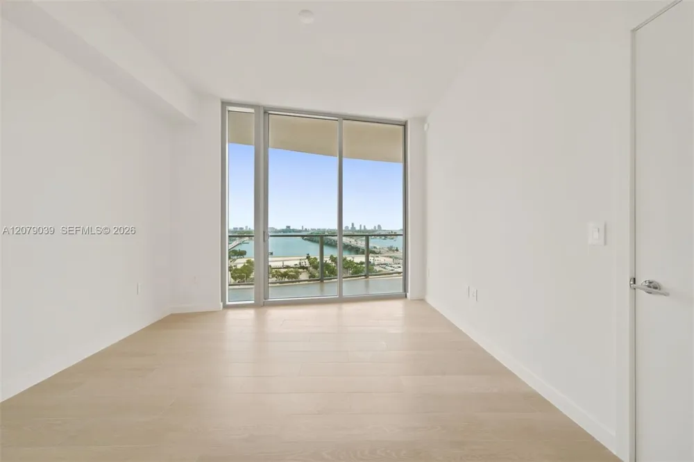 1400 Biscayne Blvd #1205 Miami, FL 33132