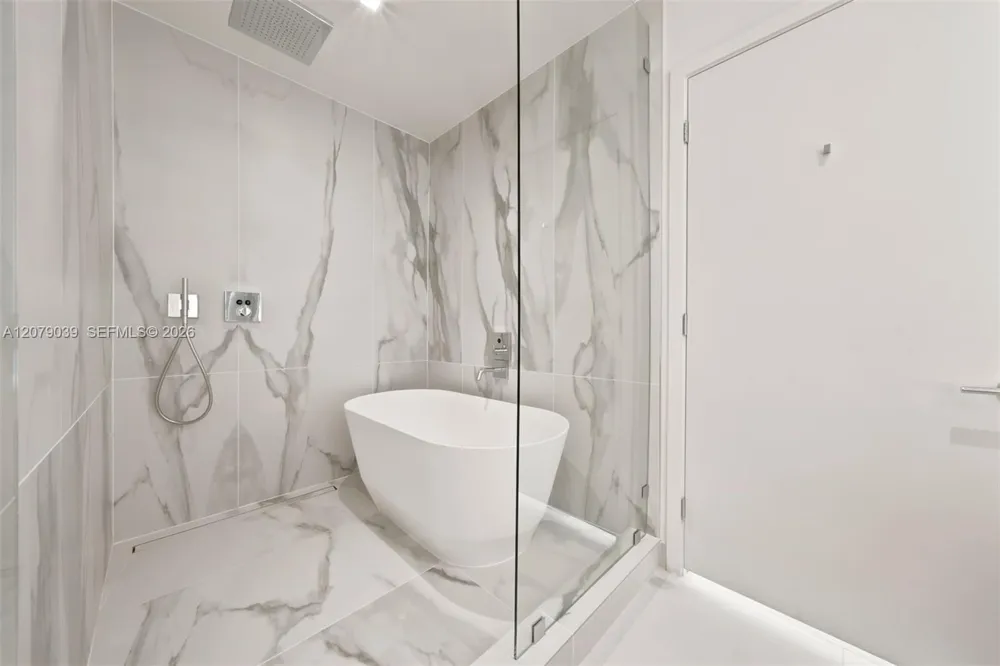 1400 Biscayne Blvd #1205 Miami, FL 33132