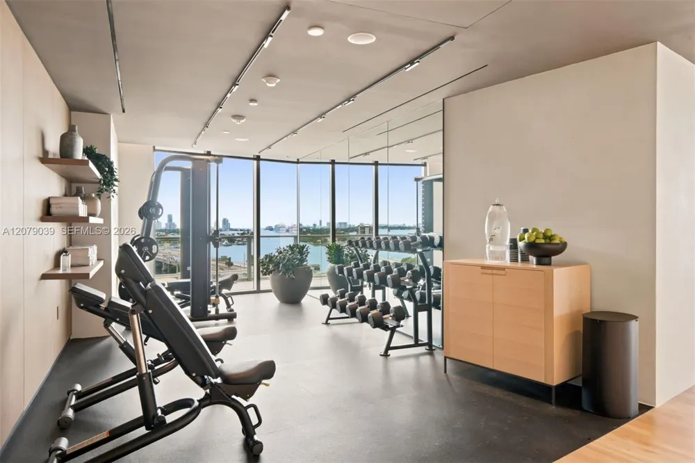 1400 Biscayne Blvd #1205 Miami, FL 33132