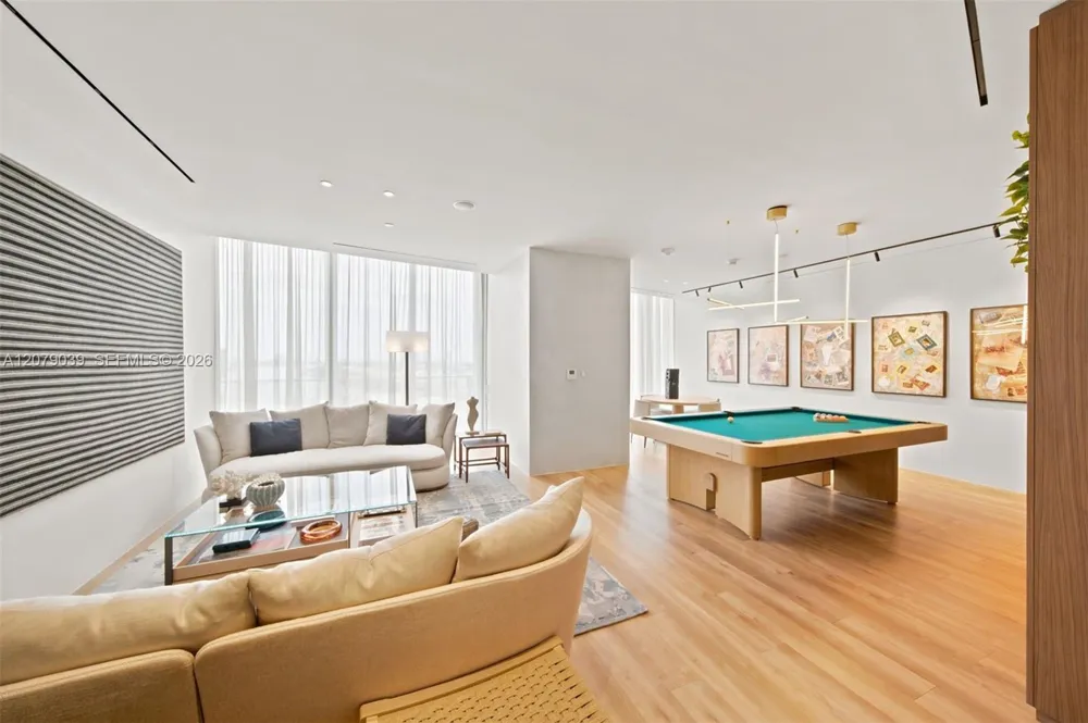 1400 Biscayne Blvd #1205 Miami, FL 33132