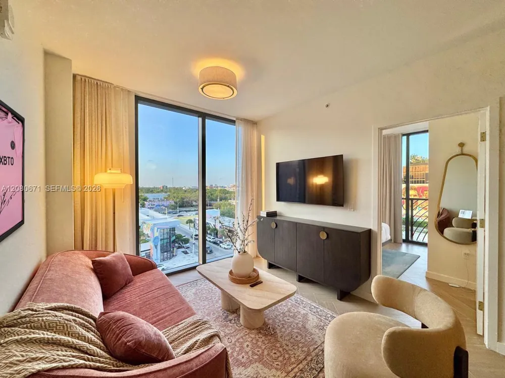 2700 NW 2nd Ave #430 Miami, FL 33127