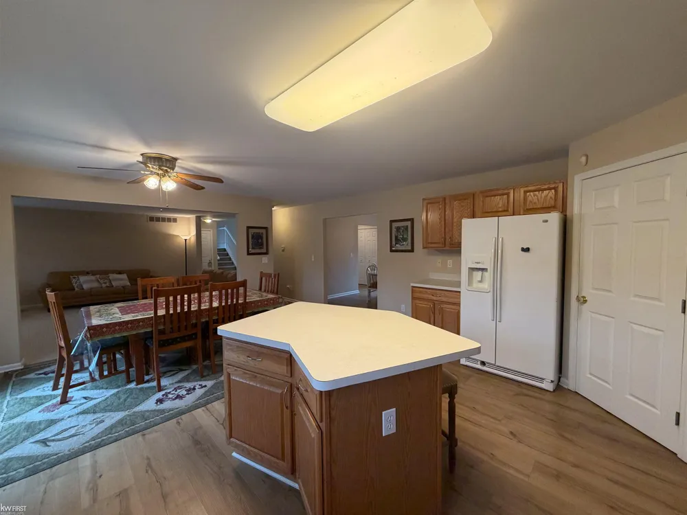 2295 Hidden Forest Drive Grand Blanc Charter Township, MI 48439