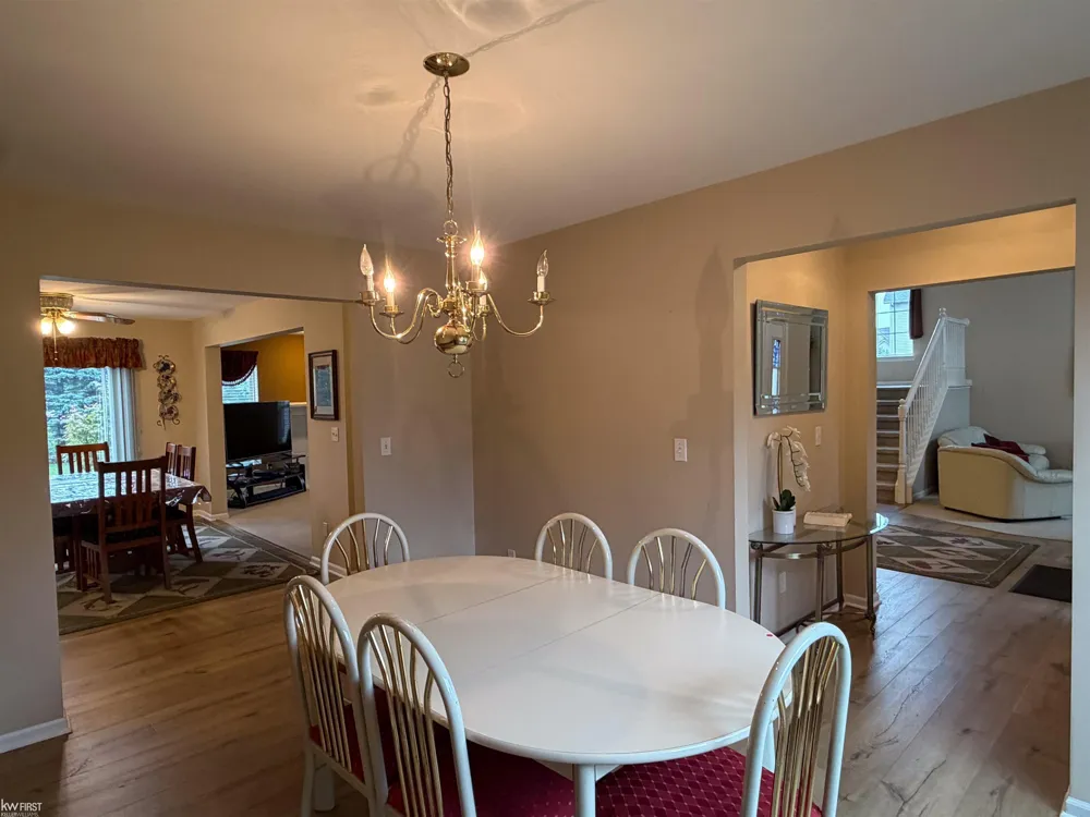 2295 Hidden Forest Drive Grand Blanc Charter Township, MI 48439