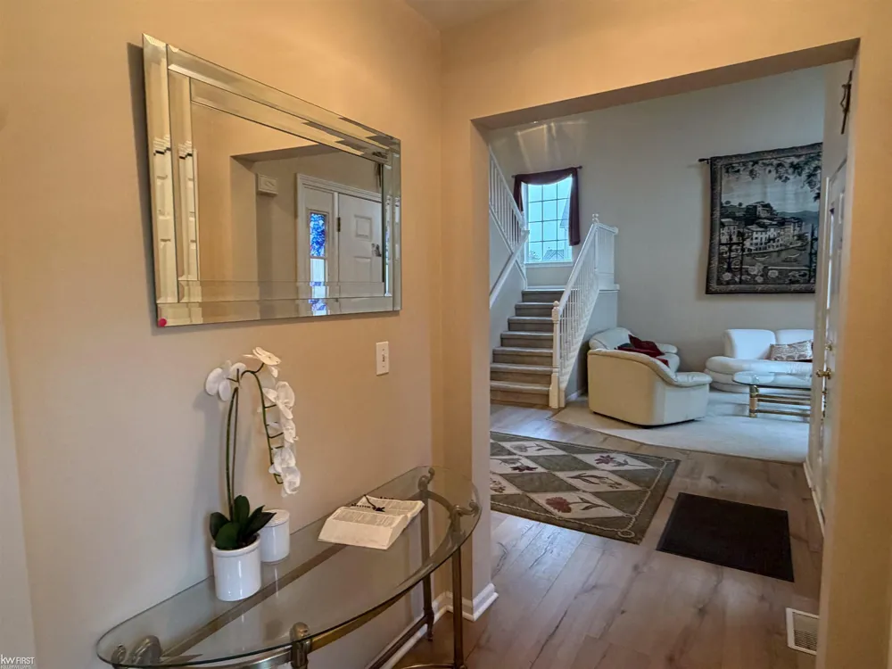 2295 Hidden Forest Drive Grand Blanc Charter Township, MI 48439