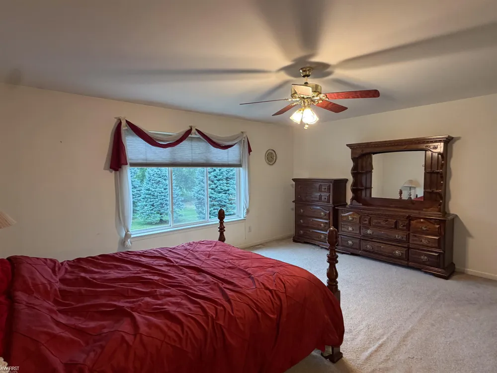 2295 Hidden Forest Drive Grand Blanc Charter Township, MI 48439