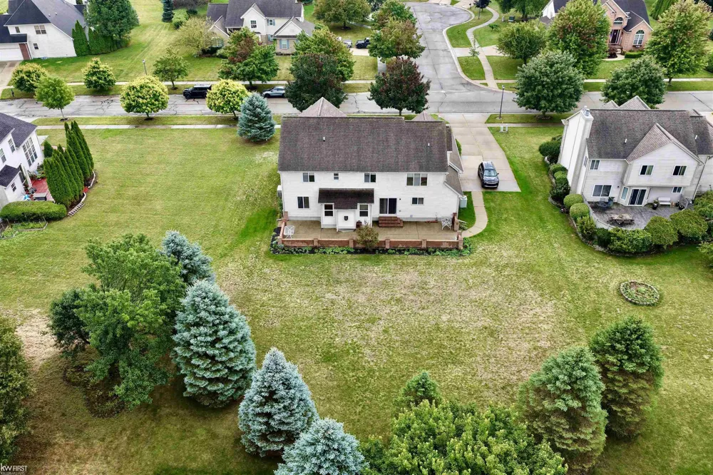 2295 Hidden Forest Drive Grand Blanc Charter Township, MI 48439